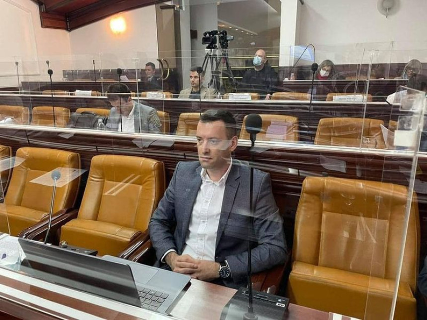 Grmuša poručio Dodiku da 99,9% Amerikanaca nije čulo za Srpsku