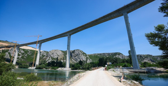 Najveći most u BiH pukao, niko ne zna kako ga popraviti