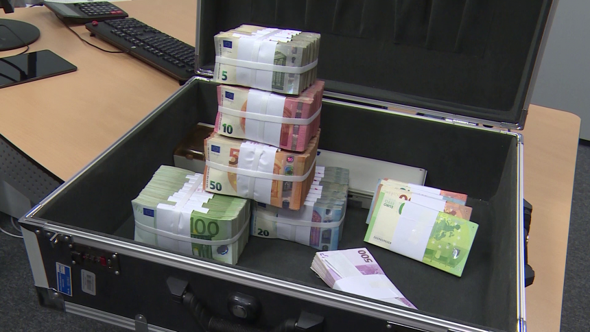 Dodik se ponovo okreće i približava EU zbog novca