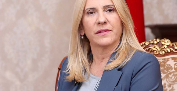 Željka pita: Ko to kupuje političare i volju naroda?!