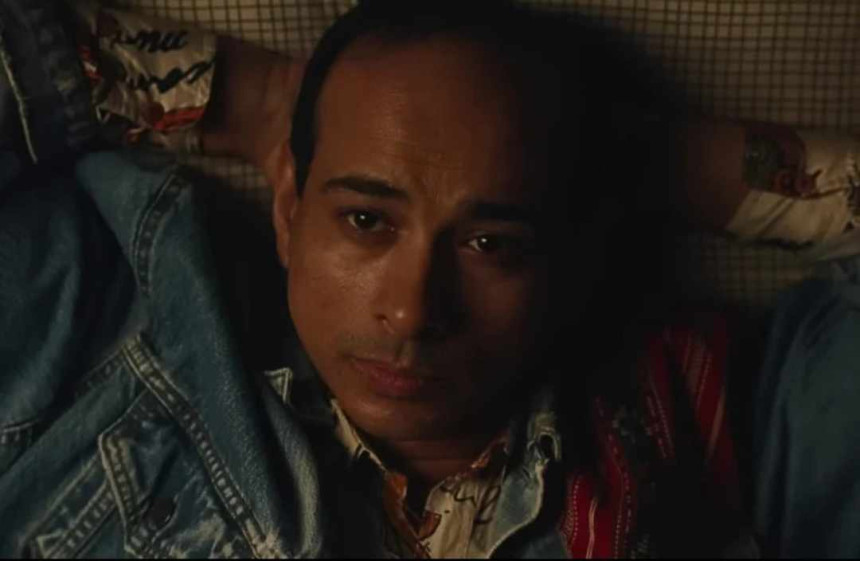 Glavni lik u filmu kao Džejev klon!