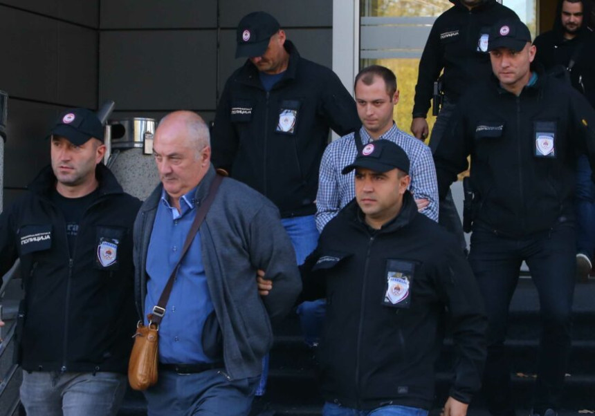 Male ribe padaju a velike prolaze bez problema