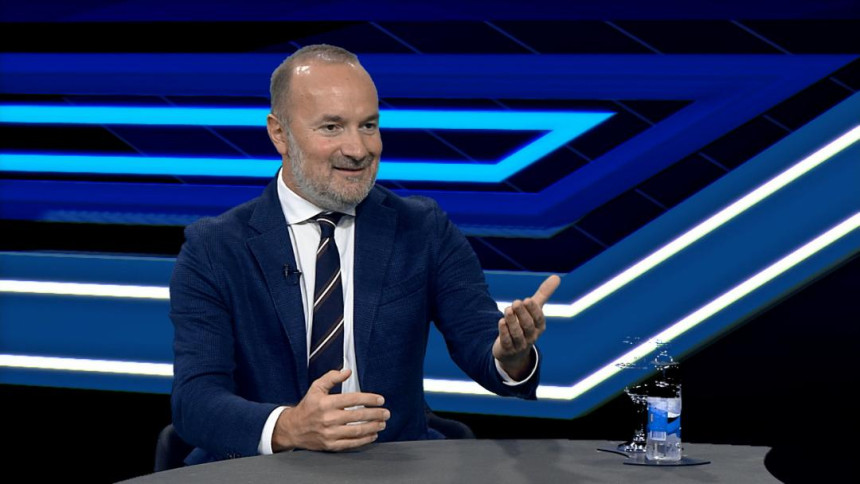 Profesor Pavićević: Crnogorski recept rušenja režima može se primijeniti i u Srpskoj