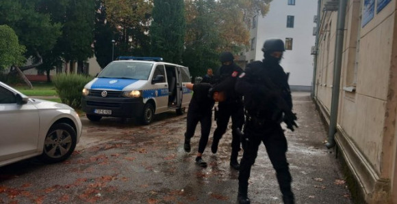 Pretresi u Gacku, Bileći i Nevesinju, ima uhapšenih