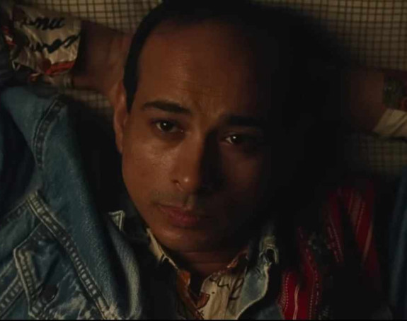 Glavni lik u filmu kao Džejev klon!