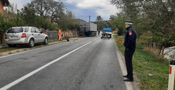 Zvorničanin poginuo u sudaru putničkog i teretnog vozila
