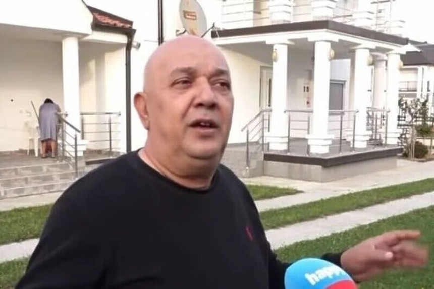 Deda objašnjava čim se bavi njegov unuk (VIDEO)