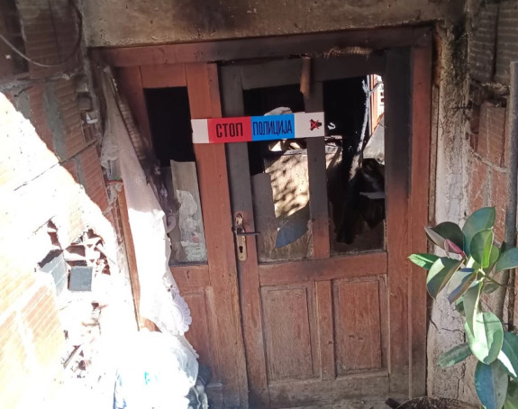 Страдао брачни пар због упаљене свијеће (ФОТО)
