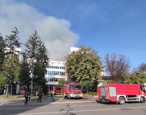 Utvrđena šteta: Izgorjela etaža i 12 kancelarija