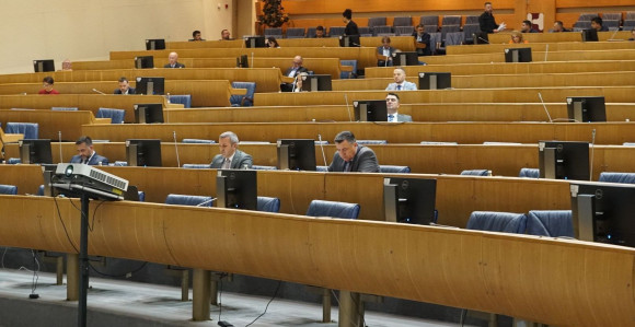 Usvojena rezolucija: Poziv EU da otvori pregovore sa BiH