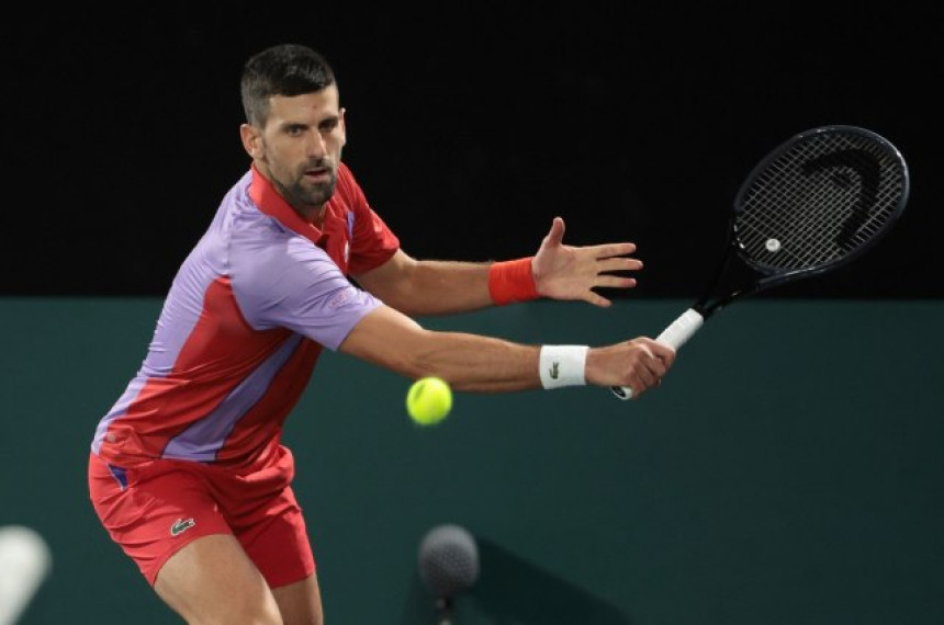 Novak rutinski srušio Ečeverija, sljedeći Grikspor