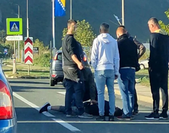 Mostar: Nasrnuo nožem na suprugu pred djetetom