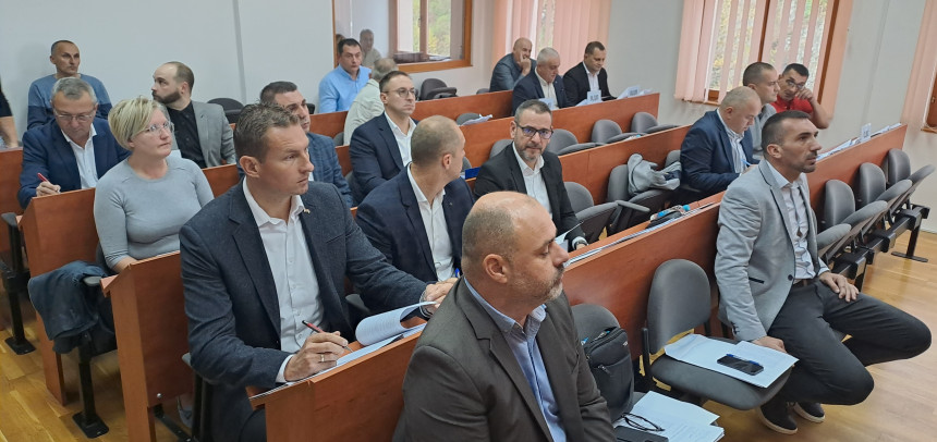Потпредсједника из СДС већ трећи пут смјењује СНСД