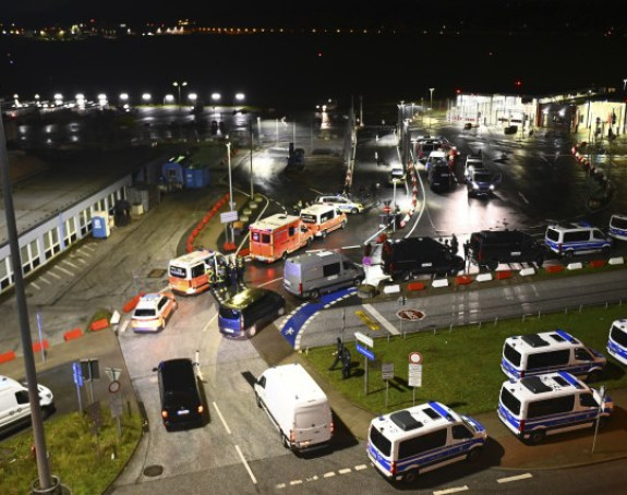 Блокиран аеродром у Хамбургу: Човјек држи дијете као таоца