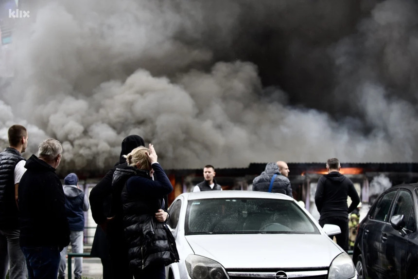 Drama u Sarajevu: Gori pijaca, čuju se i eksplozije