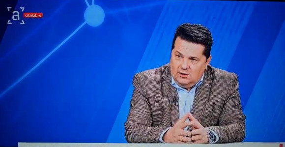 Stevandić tvrdi da naši doktori imaju bolje plate od doktora u Srbiji