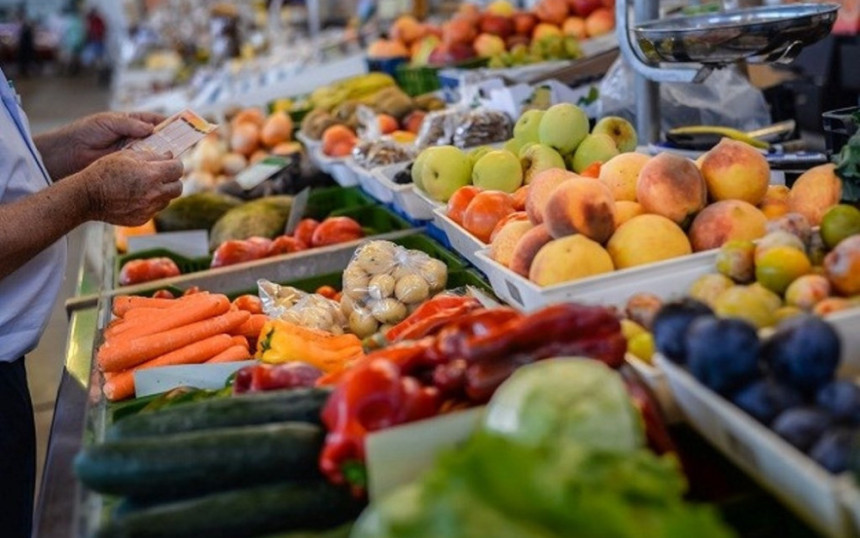 Упозорење: У воћу из Хрватске откривен забрањени пестицид