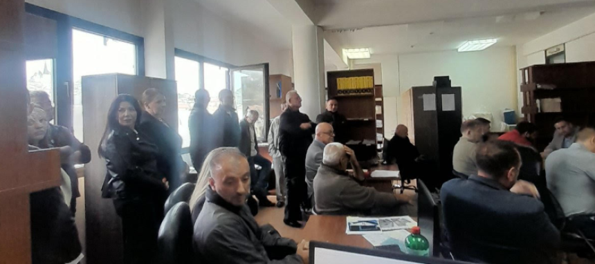 Srušena zgrada opštine u Doboju, građani negoduju