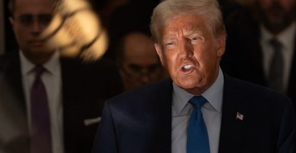 Доналд Трамп одбио позив Зеленског да посјети Украјину