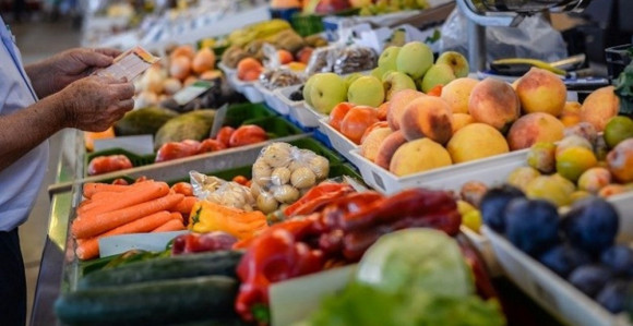 Upozorenje: U voću iz Hrvatske otkriven zabranjeni pesticid