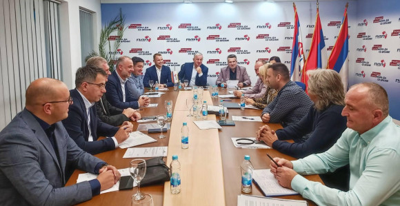 PDP: Treba održati i opšte izbore naredne godine