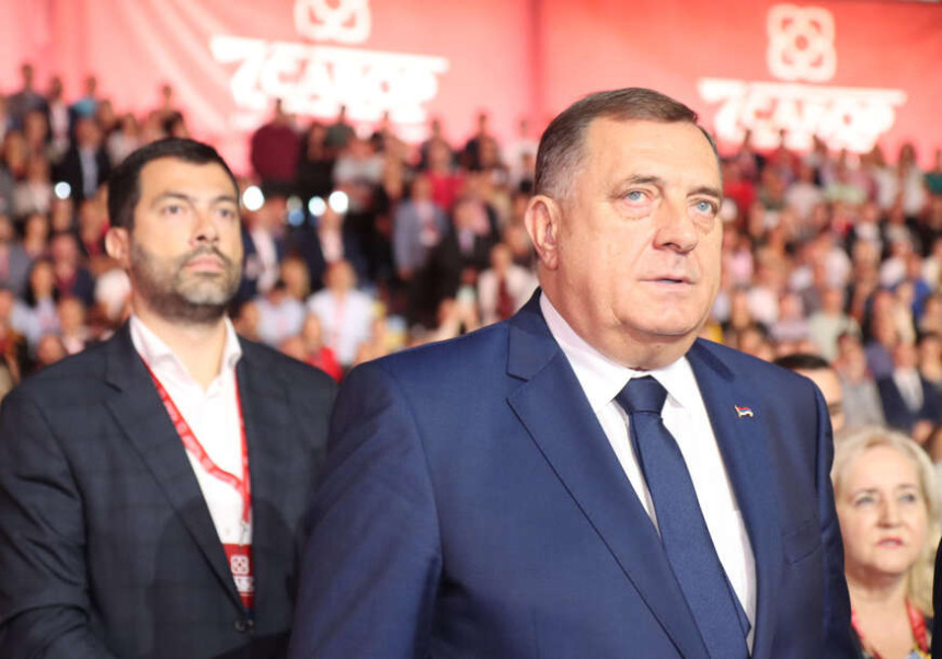 Расколи у Додиковој партији: Кључа широм Републике Српске