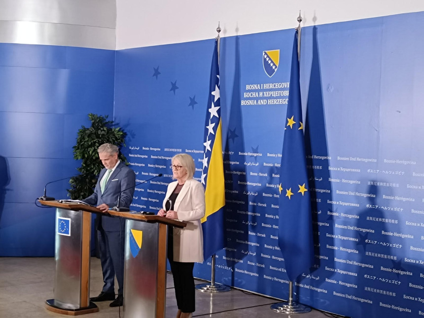 Сатлер поручио: Врата ЕУ су отворена, извршите реформе