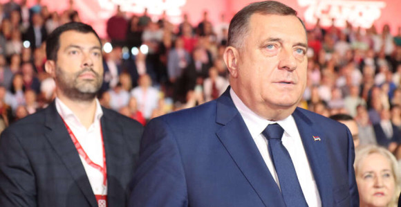 Расколи у Додиковој партији: Кључа широм Републике Српске