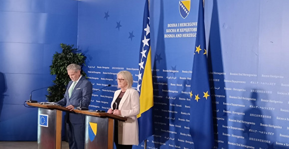 Сатлер поручио: Врата ЕУ су отворена, извршите реформе