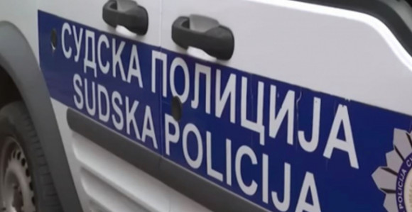 Судски полицајци суспендовани након бијега осуђеника