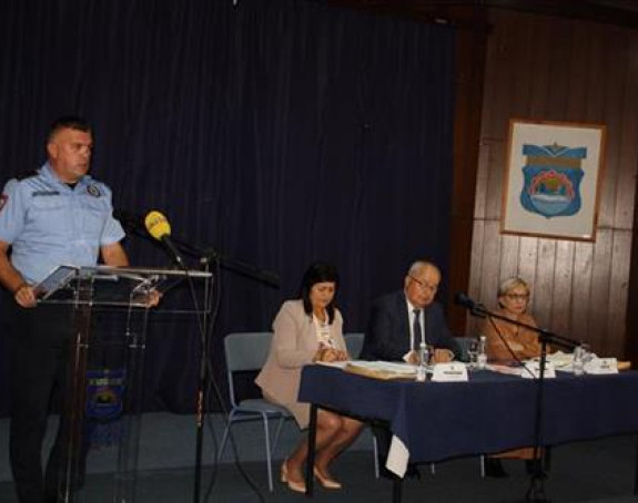 Nakon incidenata skratiti radno vrijeme kafića