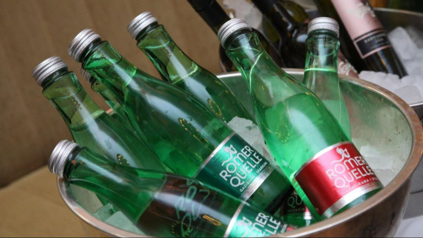 Stručnjaci: Ne pijte gazirana pića, samo vodu