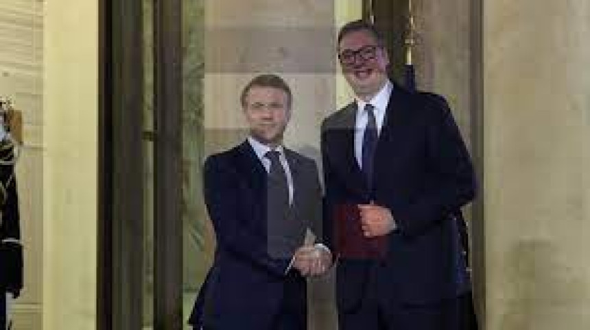 Vučić se sastao sa Makronom u Jelisejskoj palati