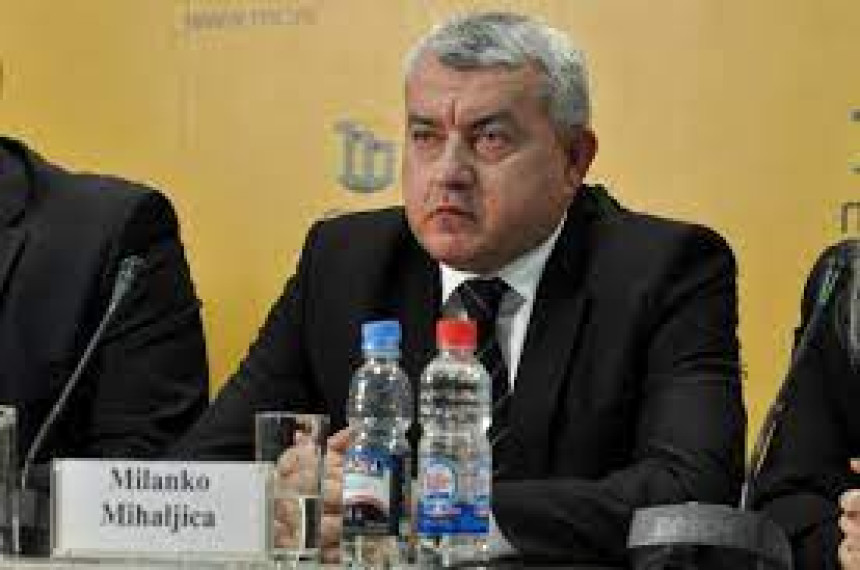 Dodik o posjeti Šmita Bakincima ćuti kao i u slučaju Milanović!?