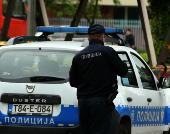 Drama u centru Banjaluke: Pustio psa na policajce