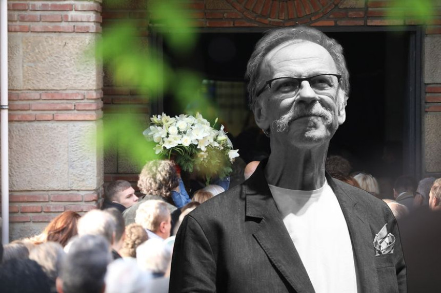 Glumac Žarko Laušević ispraćen na večni počinak uz najtužniju pesmu