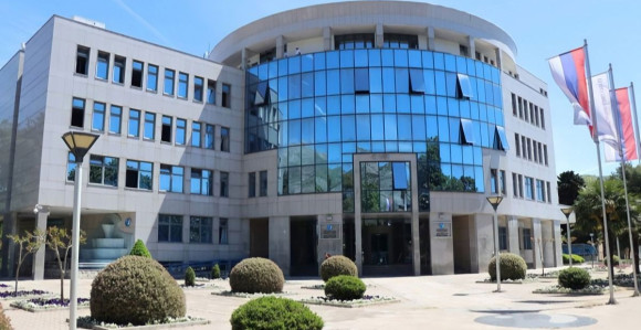 Elektroprivredi Srpske upaljače i olovke ne možete prodati bez inženjera grafičke tehnologije