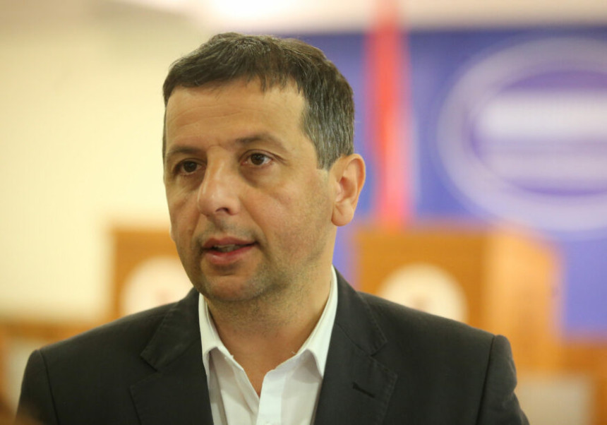 Otkazivanje sudskog ročišta Dodiku dokaz da je "pala" nagodba sa Zapadom