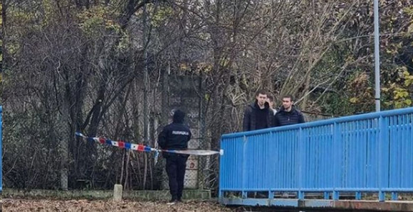 Tinejdžer izboden nožem u školi u Beogradu (VIDEO)