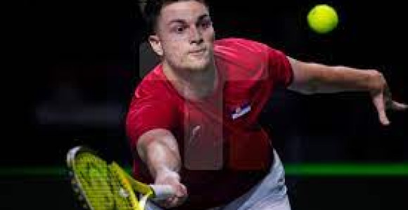 Kecmanović pobijedio Džeka Drejpera, 2:0