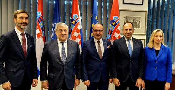NATO ministri pozvali na početak pregovora BiH i EU