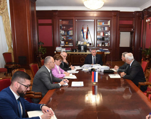 Višković obećao: Više novca za boračke kategorije