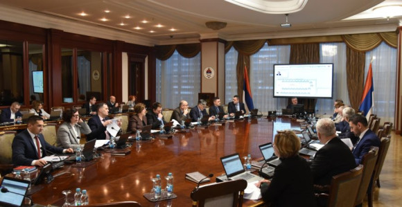 Vlada Republike Srpske dužnicima otpisuje kamate