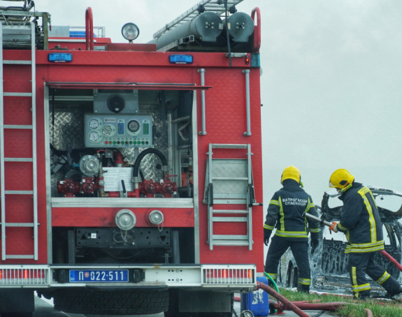 Jedna osoba stradala u požaru u kući u Bečeju
