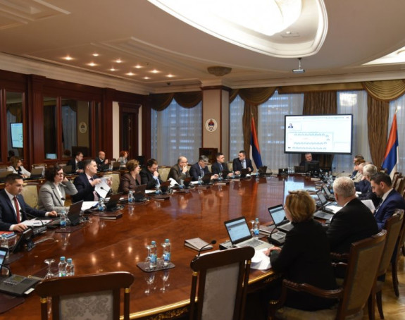 Vlada Republike Srpske dužnicima otpisuje kamate