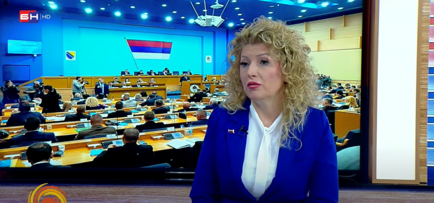 "Евидентно је да Српска нема новца и да је у проблему"