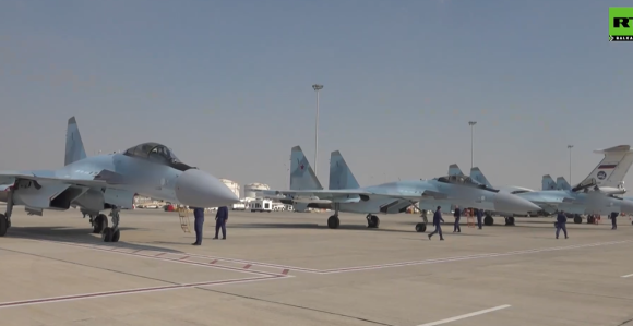 Putinov let u Abu Dabi pratila četiri ruska lovca