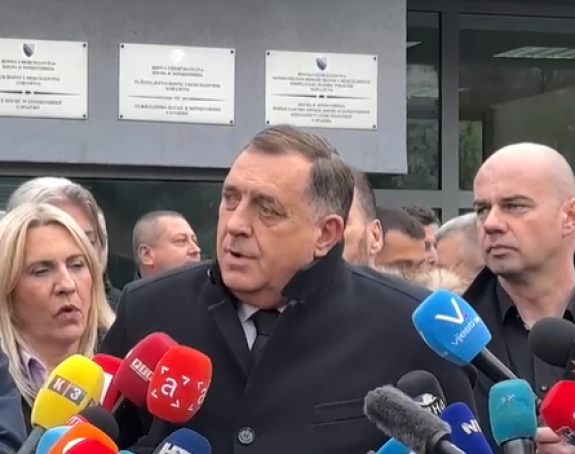 Odgođeno ročište, Sud odbio zahtjev da se Dodiku sudi u Banjaluci