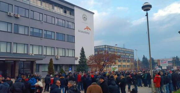 Plate radnika će zavisiti od dogovora sindikata i Vlada