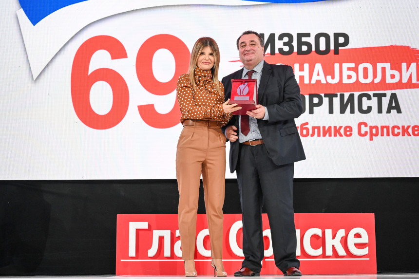 M:tel priznanje za doprinos razvoju i podršku sportu